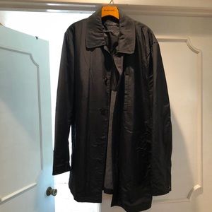 Men’s London Fog- waterproof rain coat- Large